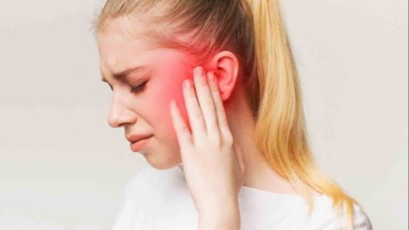 د غوږ درد؛ نښې او لاملونه یې څه دي؟