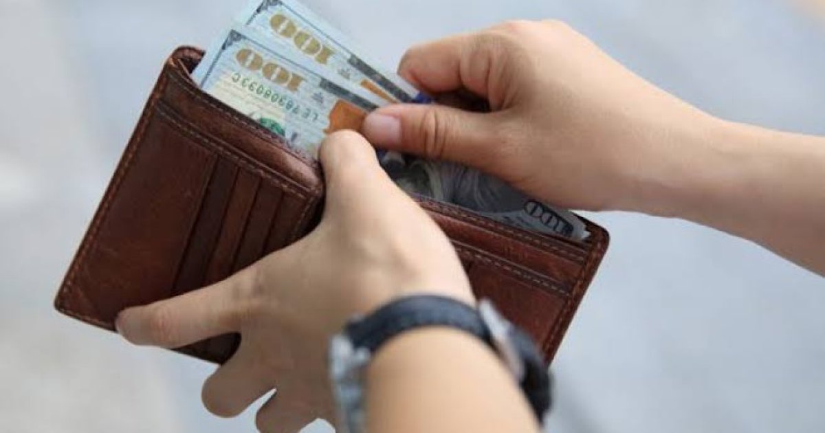 که دا عادتونه خپل کړئ له غربت څخه خلاصېږئ!